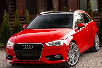 2.0d 150KM Xenon LED Nav B&O Panorama Alcantra Grzane Fot ACC Park Ass