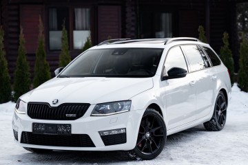 2.0T 220KM RS Xenon LED Canton Nav PDC El.Klapa Grz. Fot Skóra Webasto