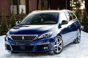 1.2T 130KM FULLLED Nav Kamera Grz. Fot Skóra DENON El. Fot Masaż