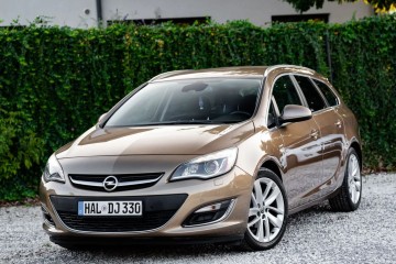 1.4T 140KM Bi-Xenon PDC Navi Grz Fotele + Kier Tempomat Serwis