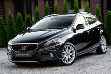 2.0T 180KM AWD Xenon LED Kamera Navi Grz. Fotele City Safety