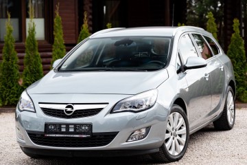 1.4T 140KM Xenon LED Parktronic Tempomat Grz fot. + kierownica Serwis