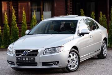 2.4 D5 215KM Xenon BLIS El. Grz. Fot Skóra Pamięci Navi City Safety