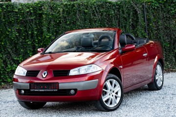 Cabrio 1.6 113KM Panorama Skóra Navi Grzane fotele Tempomat