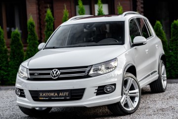 2.0T 180KM 4x4 R-Line Xenon LED Nav El. Grz. fot Skóra Kamera DynAudio