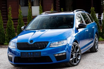 2.0D 210KM ABT RS Xenon LED Canton Nav PDC ACC Lane Ass. Panorama