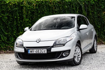 1.5D 110KM Klimatyzacja Navi Parktronic Tempomat Zarejestrowany