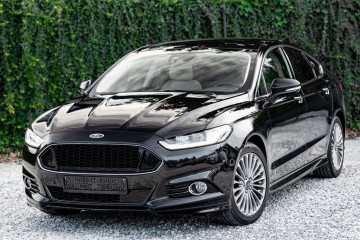 2.0T 240KM ST-Line Dyn. LED Nav Kamera Panorama Grz.Fot BLIS RADAR ACC