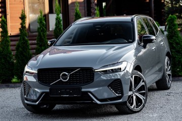 235koni RDesign LED Kamera Nav Grz. Fot Panorama Lane Ass. CarPlay H&K