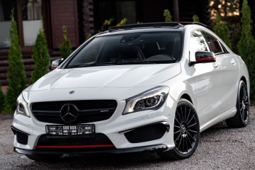 2.0T 211KM AMG Line Xenon Skóra Nav Radar Grzane Fotele Martwe pole