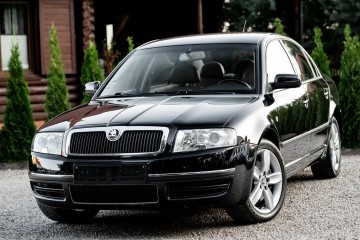 2.8 193KM Bi-Xenon Navi El. Grz Fotele Klimatronic Tempomat