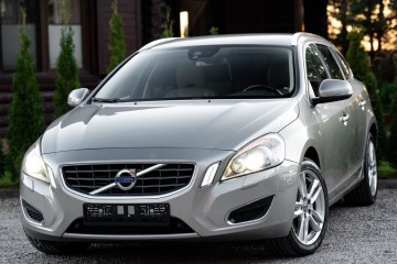 2.0B 240KM BIXenon CITY SAFETY Grz.fotele Navi Tempomat Serwis