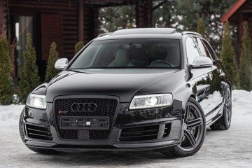 5.0 v10 580KM Quattro Xenon ACC Grz. Fot Nav Kamera PEŁNY SERWIS