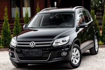 2.0T 180KM 4x4 Xenon LED Skóra Kamera Navi Dynaudio ParkAss. Lane as